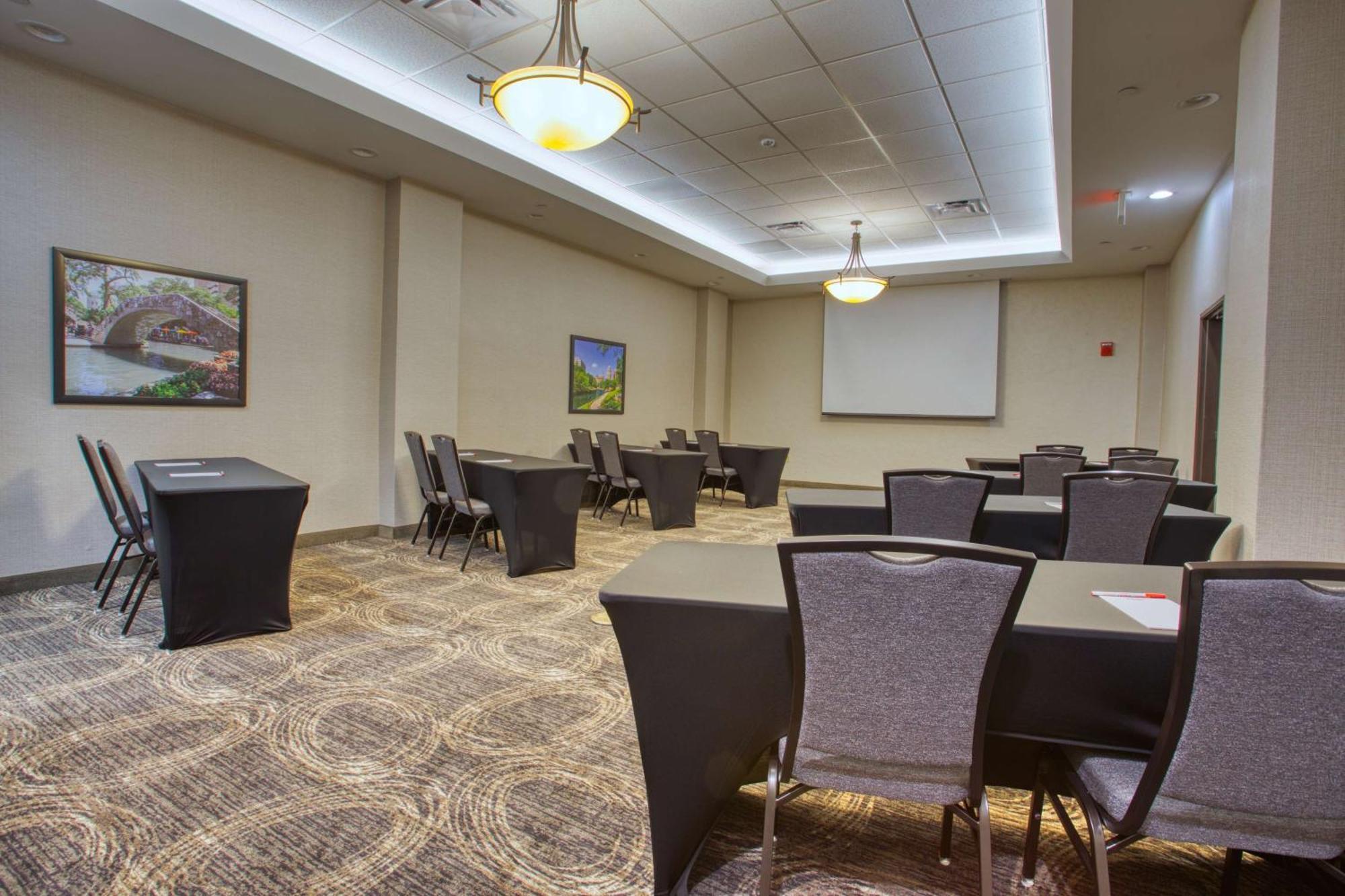 Drury Inn & Suites San Antonio Near La Cantera מראה חיצוני תמונה