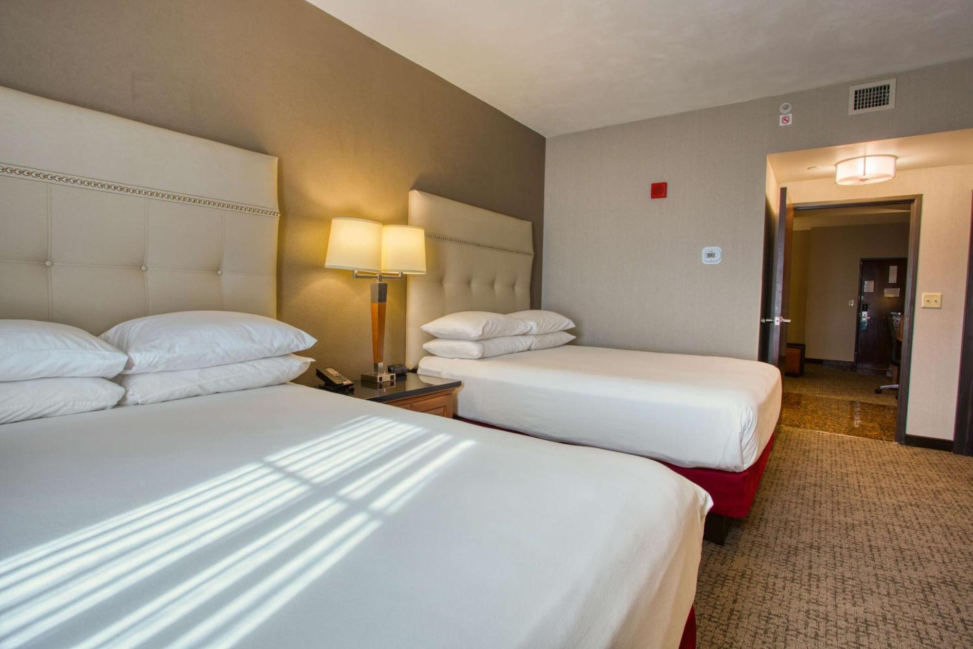 Drury Inn & Suites San Antonio Near La Cantera מראה חיצוני תמונה